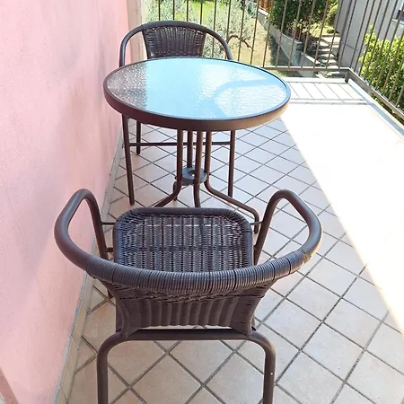 Istonia Cupello