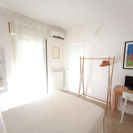 Istonia Bed and breakfast 3*