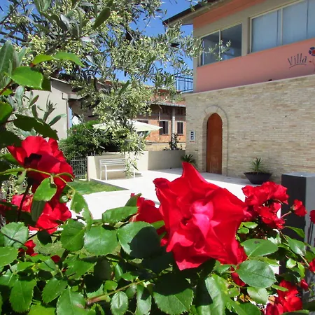 Istonia Nocleg ze śniadaniem 3*