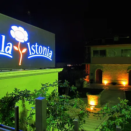 Istonia Bed and breakfast