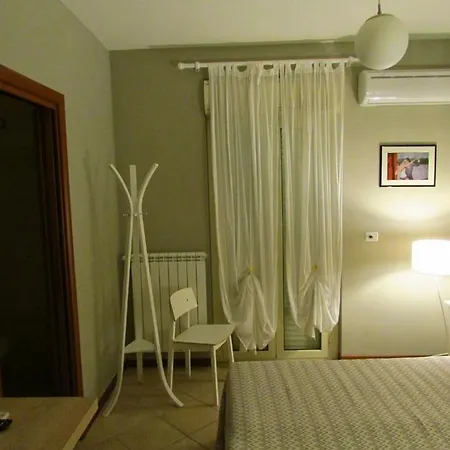 Bed and breakfast Istonia 3*