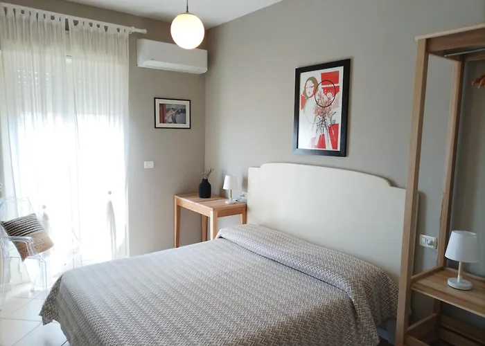 فندق مبيت وإفطار Istonia 3*