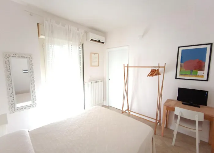 Istonia Bed & Breakfast 3*